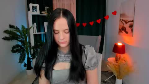 Snapshot of ariathorn chatting on 02/18/26, 01:40 Aria online show from 02/18/26, 01:40