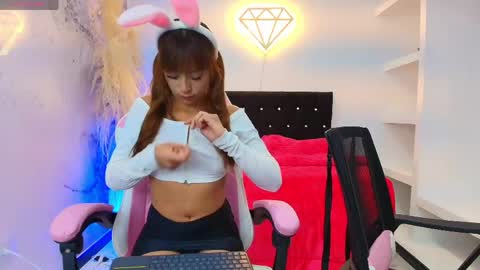 Snapshot of ariatna_andy chatting on 04/18/26, 06:23 ariatna_andy online show from 04/18/26, 06:23