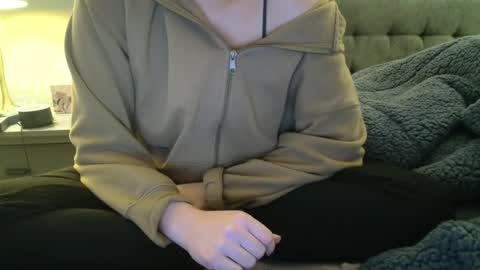 Aria Woods online show from 12/16/24, 11:28