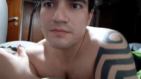 Snapshot of ariel_1990 chatting on 06/09/26, 08:26 ariel_1990 online show from 06/09/26, 08:26