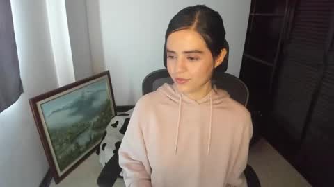 Snapshot of ariel_pinkdiamond chatting on 09/13/25, 07:57 Ariel Pink Diamond online show from 09/13/25, 07:57