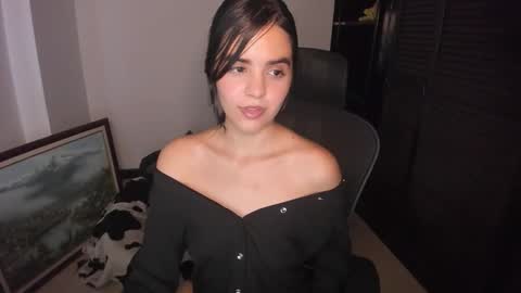 Snapshot of ariel_pinkdiamond chatting on 09/22/25, 09:28 Ariel Pink Diamond online show from 09/22/25, 09:28