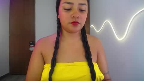 Snapshot of ariel_princess02 chatting on 02/24/26, 02:20 daniella online show from 02/24/26, 02:20