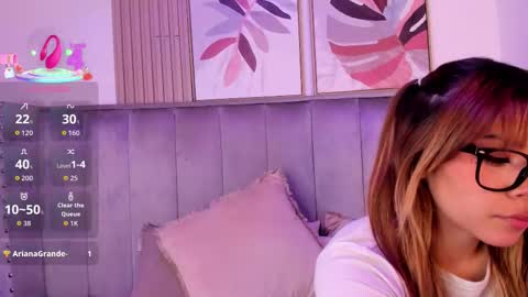 Snapshot of ariel_wattson chatting on 10/24/25, 06:26 Ariel Wattson online show from 10/24/25, 06:26