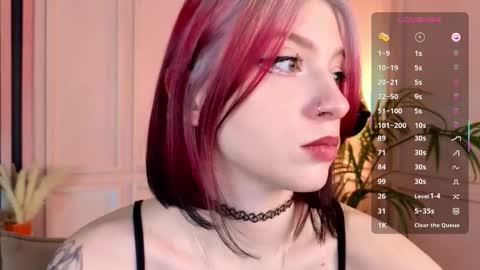 Ariel online show from 11/07/25, 10:26