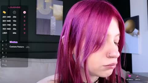 Snapshot of arielabradberry chatting on 04/08/26, 02:50 Ariel online show from 04/08/26, 02:50