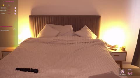 Ariel online show from 11/06/25, 09:10