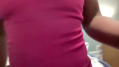 Snapshot of arielbliss69 chatting on 03/30/26, 12:17 arielbliss69 online show from 03/30/26, 12:17