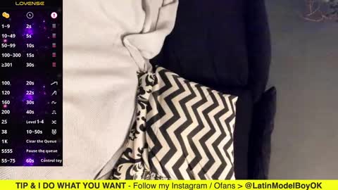 Ariel online show from 02/17/25, 11:55