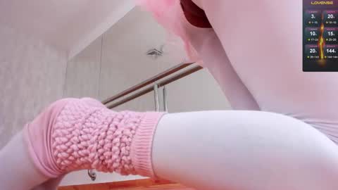 A R I   online show from 11/23/25, 12:16