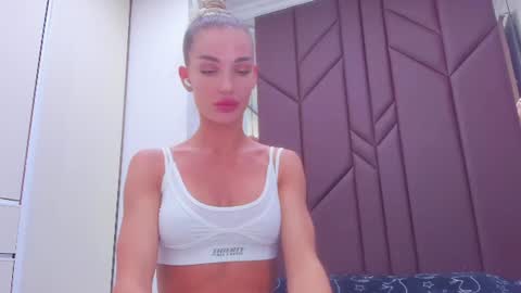 AriellaBlonde online show from 06/09/26, 09:04
