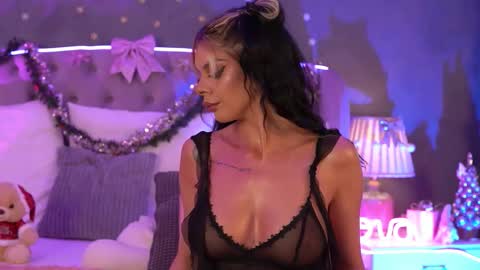 Ariell online show from 12/15/25, 06:01