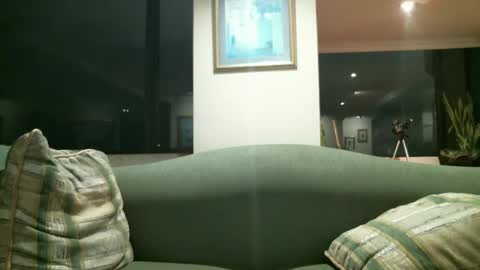 Snapshot of arielsinho chatting on 01/09/25, 01:18 Anon online show from 01/09/25, 01:18