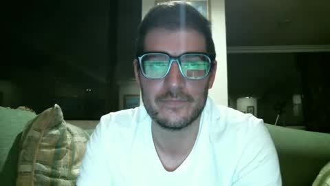Snapshot of arielsinho chatting on 01/14/25, 05:08 Anon online show from 01/14/25, 05:08
