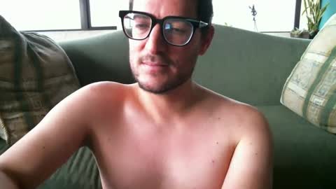 Snapshot of arielsinho chatting on 01/22/25, 09:54 Anon online show from 01/22/25, 09:54