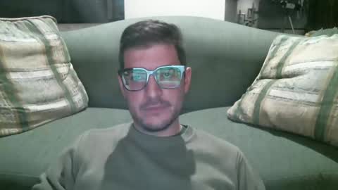 Snapshot of arielsinho chatting on 02/24/25, 03:12 Anon online show from 02/24/25, 03:12