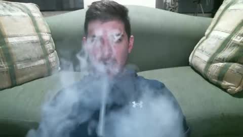 Snapshot of arielsinho chatting on 02/26/25, 03:53 Anon online show from 02/26/25, 03:53