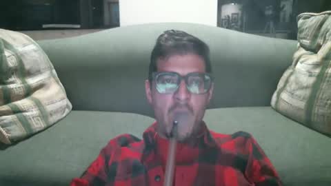 Snapshot of arielsinho chatting on 10/05/25, 06:12 Anon online show from 10/05/25, 06:12