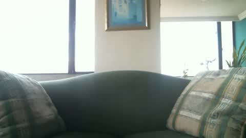 Snapshot of arielsinho chatting on 10/19/25, 05:46 Anon online show from 10/19/25, 05:46