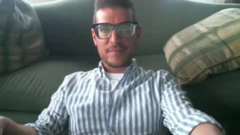 Anon online show from 10/30/25, 09:59