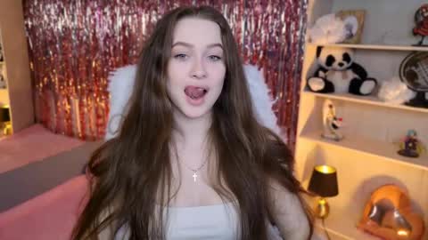 Snapshot of arielsykes chatting on 04/16/26, 07:03 arielsykes online show from 04/16/26, 07:03