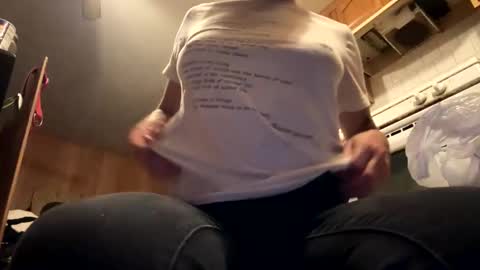 Snapshot of arielwyld chatting on 09/24/25, 12:03 ariel colin when hes here online show from 09/24/25, 12:03