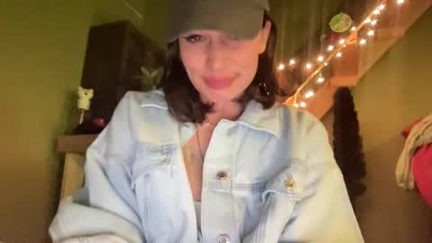 ariel  colin when hes here online show from 03/07/26, 04:20