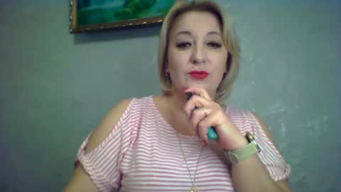 ArielXLoveresss online show from 11/17/25, 06:41