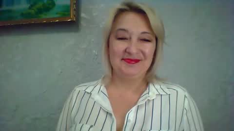 ArielXLoveresss online show from 06/01/26, 08:27