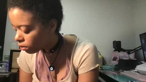 ariessisbetter online show from 03/25/26, 09:43
