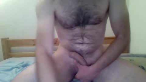 Snapshot of ariete80s chatting on 04/22/26, 12:50 ariete80s online show from 04/22/26, 12:50
