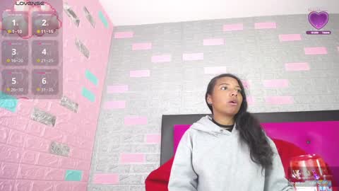 Snapshot of arietta_ chatting on 01/07/25, 07:38  ARIETTA  online show from 01/07/25, 07:38