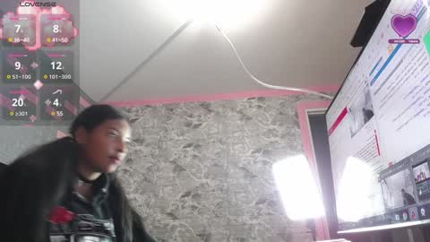 Snapshot of arietta_ chatting on 01/22/25, 02:04  ARIETTA  online show from 01/22/25, 02:04