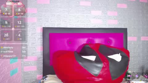 Snapshot of arietta_ chatting on 02/14/25, 08:05  ARIETTA  online show from 02/14/25, 08:05