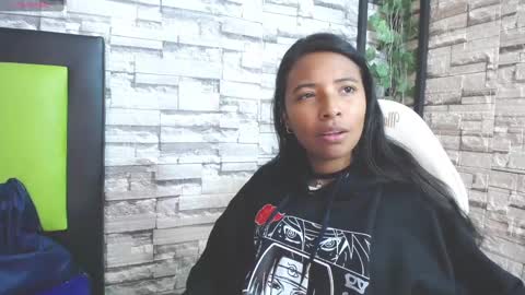 Snapshot of arietta_ chatting on 02/25/25, 04:21  ARIETTA  online show from 02/25/25, 04:21