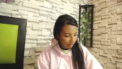 Snapshot of arietta_ chatting on 03/01/25, 03:38  ARIETTA  online show from 03/01/25, 03:38