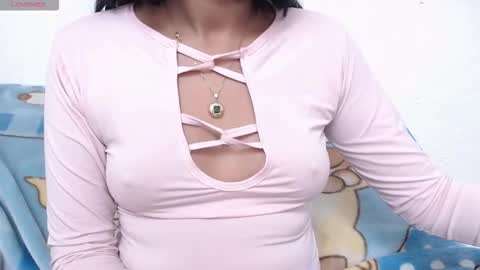 Snapshot of arietta_ chatting on 09/18/25, 02:30  ARIETTA  online show from 09/18/25, 02:30