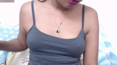 Snapshot of arietta_ chatting on 09/23/25, 01:58  ARIETTA  online show from 09/23/25, 01:58