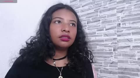 Snapshot of arietta_ chatting on 10/11/25, 01:20  ARIETTA  online show from 10/11/25, 01:20