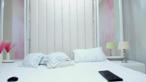 Snapshot of arietta_skinny chatting on 02/28/26, 02:29 Arietta online show from 02/28/26, 02:29