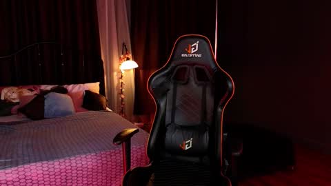 Snapshot of ariettaheart chatting on 03/03/26, 04:24 Adele online show from 03/03/26, 04:24