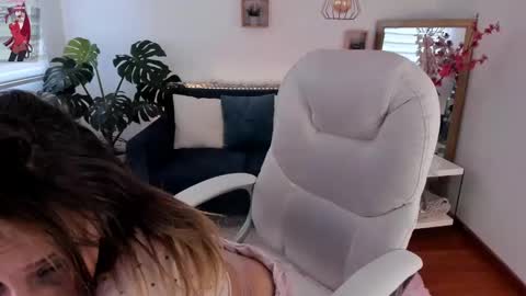 Ari  online show from 02/26/25, 07:38