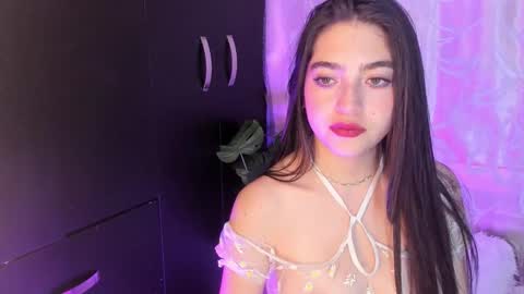 Snapshot of arii_vega chatting on 11/29/25, 05:32 ARII VEGA online show from 11/29/25, 05:32