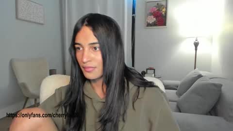 Snapshot of ariia1_ chatting on 10/25/25, 07:38 Aria online show from 10/25/25, 07:38