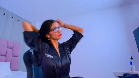 Snapshot of ariia_rosse chatting on 05/28/26, 12:02 rosse online show from 05/28/26, 12:02