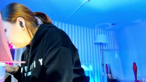  Arianna  online show from 01/27/25, 02:35