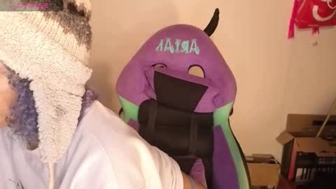 Snapshot of arikatorres chatting on 02/10/26, 02:04 Arin online show from 02/10/26, 02:04