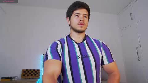 Snapshot of arilass chatting on 04/07/26, 07:42 A n g e l f r o m H e l l online show from 04/07/26, 07:42