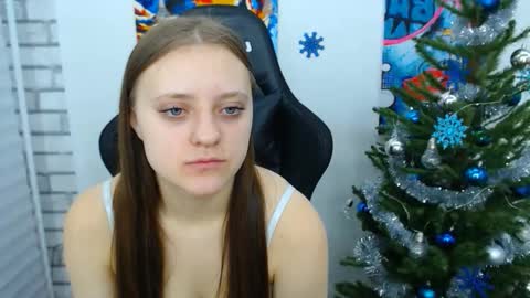 Snapshot of arinabelle chatting on 12/21/25, 02:08 arinabelle online show from 12/21/25, 02:08