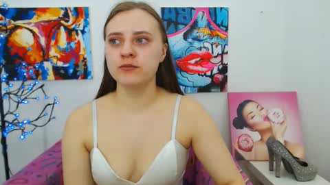 Snapshot of arinabelle chatting on 02/26/26, 12:42 arinabelle online show from 02/26/26, 12:42